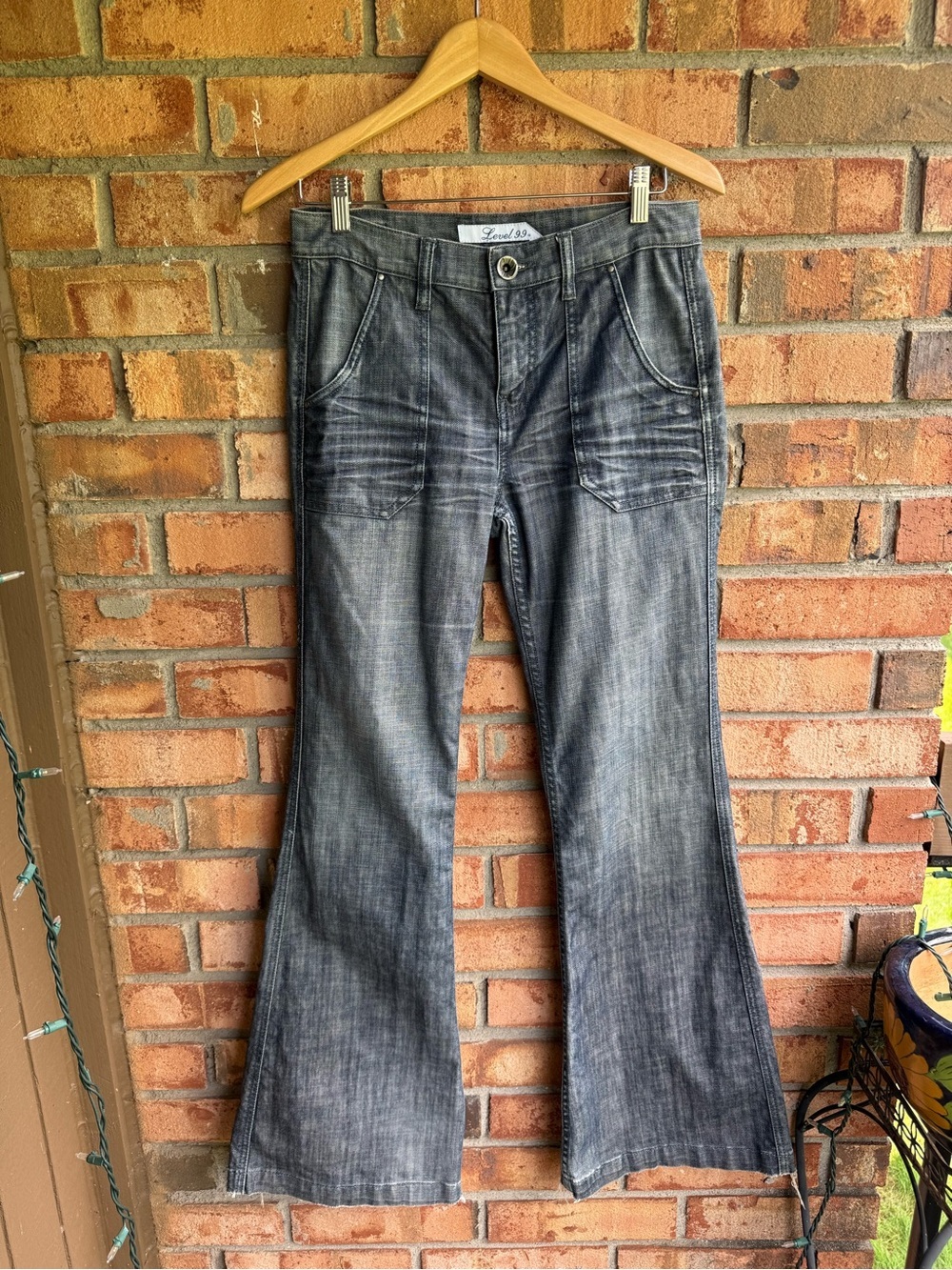Level 99 Mid Rise Bell Bottom Flared Jeans Distressed Gray Wash 27 Waist Retro